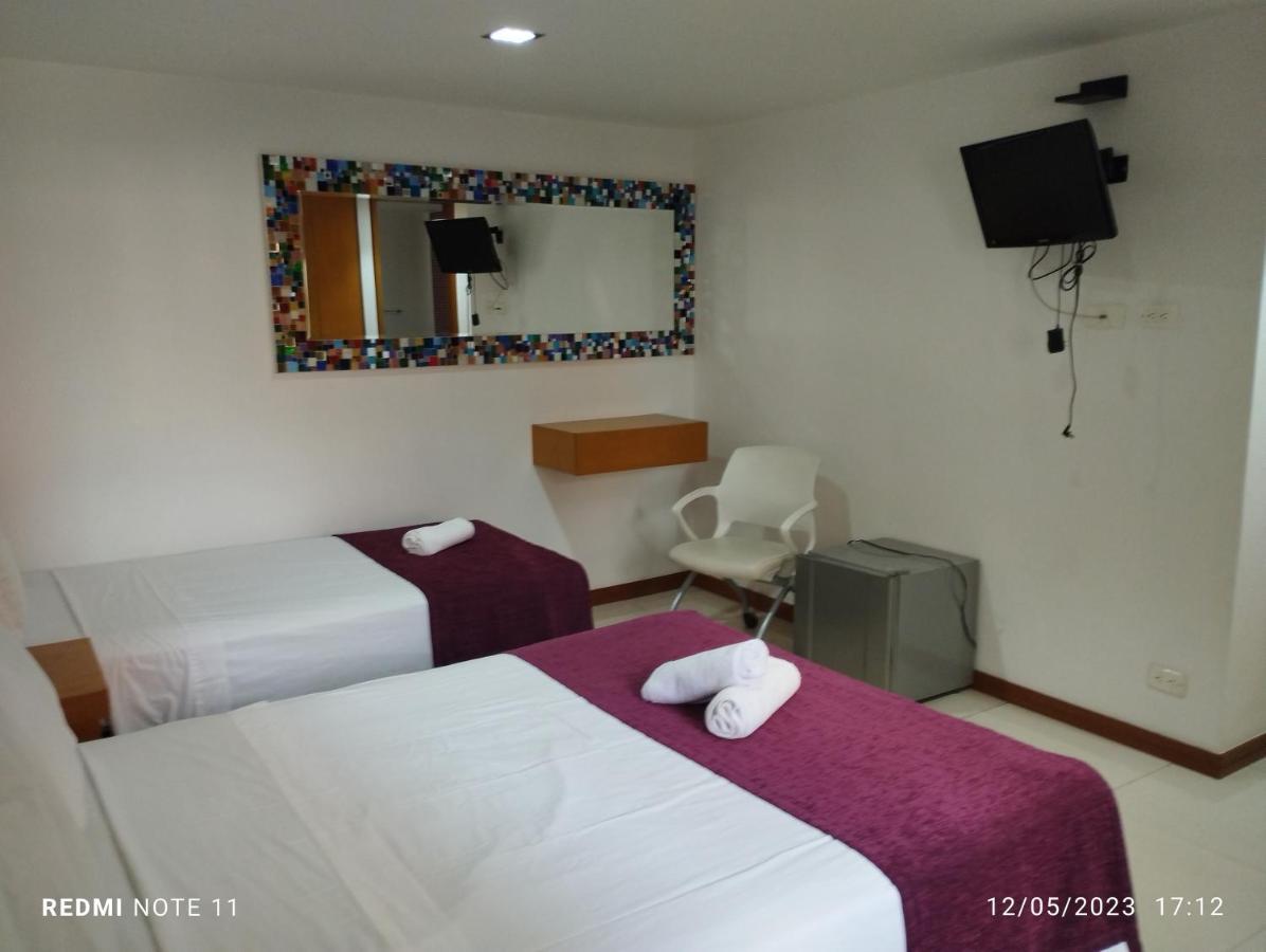 Hotel San Antonio Plaza Cali Buitenkant foto